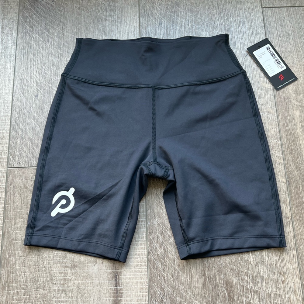 Peloton 7" Move Bike Short in Black Size Small